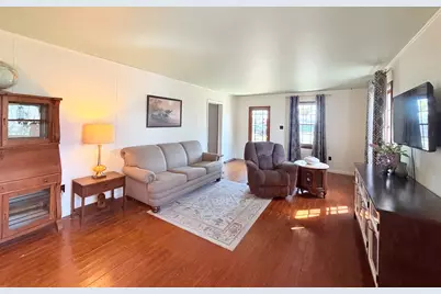 1300 Grant Street, Eldorado, IL 62930 - Photo 17