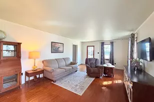 1300 Grant St, Eldorado, IL 62930 - Photo 17