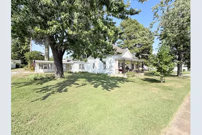 1300 Grant Street, Eldorado, IL 62930 - Photo 5