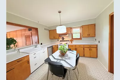1300 Grant Street, Eldorado, IL 62930 - Photo 13