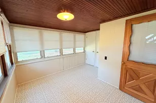 1300 Grant St, Eldorado, IL 62930 - Photo 23
