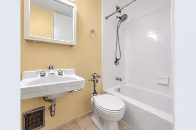 1400 E 55th Place #208S, Chicago, IL 60637 - Photo 9
