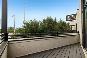 1656 N Bosworth Ave, Chicago, IL 60642 - Photo 19