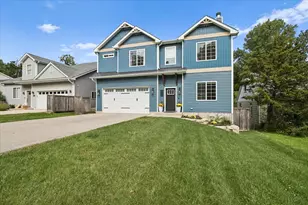 226 Juneway Terrace, Lake Bluff, IL 60044 - Photo 1