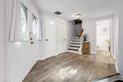 27 Sarahs Grove Lane, Schaumburg, IL 60193 - Photo 7