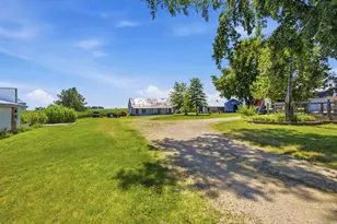 15825 E Lindenwood Rd, Lindenwood, IL 61049 - Photo 35