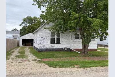 820 N Burr Street, Kewanee, IL 61443 - Photo 1