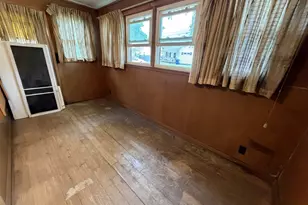 820 N Burr St, Kewanee, IL 61443 - Photo 11