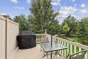 12424 Lacey Dr, Lemont, IL 60439 - Photo 3