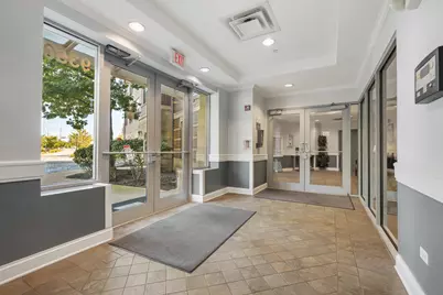 9350 Skokie Boulevard #411, Skokie, IL 60077 - Photo 5