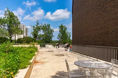 4343 N Clarendon Avenue #2712, Chicago, IL 60613 - Photo 15