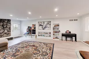 15 E Jeffery Ave, Wheeling, IL 60090 - Photo 9
