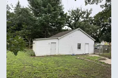 3904 Grove Avenue, McHenry, IL 60050 - Photo 5