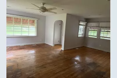 3904 Grove Avenue, McHenry, IL 60050 - Photo 9