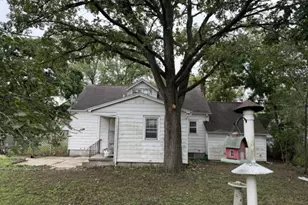3904 Grove Ave, McHenry, IL 60050 - Photo 3
