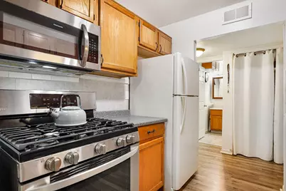 5 Kingery Quarter #5-104, Willowbrook, IL 60527 - Photo 7