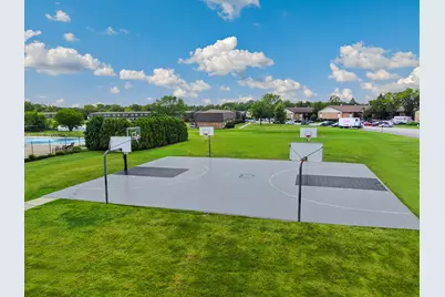 5 Kingery Quarter #5-104, Willowbrook, IL 60527 - Photo 15
