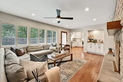 443 Blackstone Avenue, La Grange, IL 60525 - Photo 13