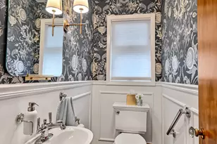 443 Blackstone Ave, La Grange, IL 60525 - Photo 11