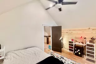 924 W Main St, Salem, IL 62881 - Photo 19