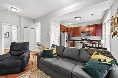2920 W Berteau Avenue #2, Chicago, IL 60618 - Photo 5