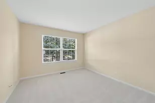 415 Shadow Creek Dr, Vernon Hills, IL 60061 - Photo 11