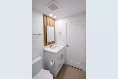 332 Sheridan Drive #1C, Willowbrook, IL 60527 - Photo 7