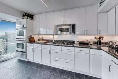 1720 Maple Avenue #1310, Evanston, IL 60201 - Photo 13