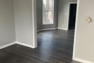 7652 S Dante Ave, Chicago, IL 60619 - Photo 3