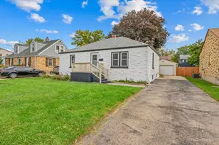 279 S Aldine St, Elgin, IL 60123 - Photo 25
