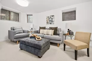 847 W Roscoe St, Chicago, IL 60657 - Photo 13