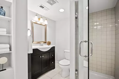 847 W Roscoe Street #1, Chicago, IL 60657 - Photo 17