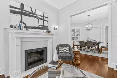 847 W Roscoe Street #1, Chicago, IL 60657 - Photo 3