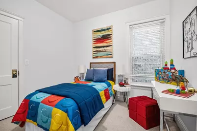847 W Roscoe Street #1, Chicago, IL 60657 - Photo 11