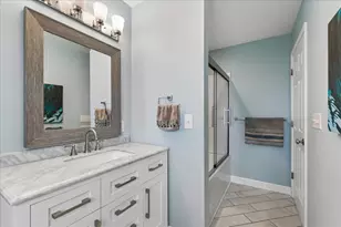 1711 Cora St, Crest Hill, IL 60403 - Photo 9