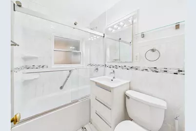 6345 W Peterson Avenue, Chicago, IL 60646 - Photo 33