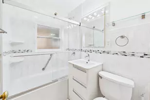 6345 W Peterson Ave, Chicago, IL 60646 - Photo 33