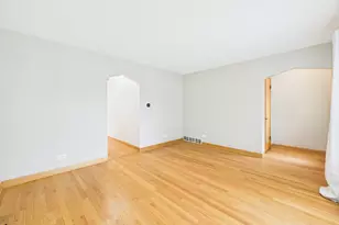 6345 W Peterson Ave, Chicago, IL 60646 - Photo 7