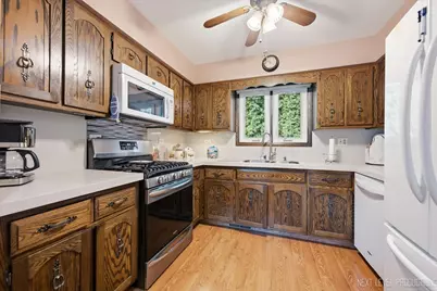 4N306 Kaelin Road, West Chicago, IL 60185 - Photo 9