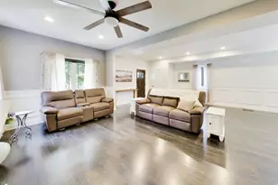 2819 Cuyler Ave, Berwyn, IL 60402 - Photo 9