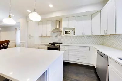 2819 Cuyler Avenue, Berwyn, IL 60402 - Photo 17