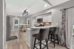 1455 Iris Ave, Carol Stream, IL 60188 - Photo 11