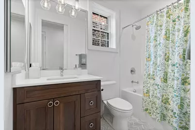 2057 N Oakley Avenue, Chicago, IL 60647 - Photo 25