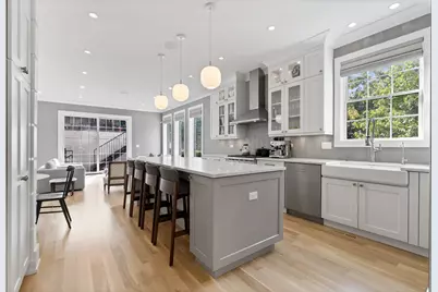 2057 N Oakley Avenue, Chicago, IL 60647 - Photo 7