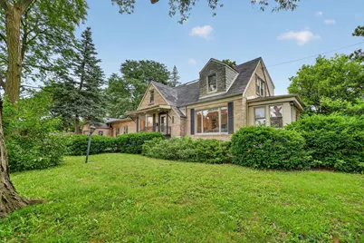 75 N 2nd Avenue, Des Plaines, IL 60016 - Photo 1