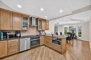75 N 2nd Ave, Des Plaines, IL 60016 - Photo 5