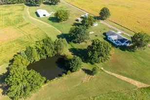 2217 Mercer Farm Rd, Centralia, IL 62801 - Photo 35