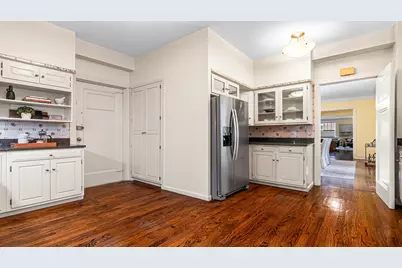 227 E Delaware Place #8C, Chicago, IL 60611 - Photo 13