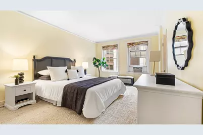 227 E Delaware Place #8C, Chicago, IL 60611 - Photo 19