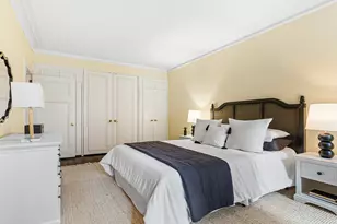 227 E Delaware Pl, Chicago, IL 60611 - Photo 21